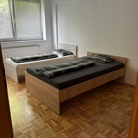 Industrial Zone Hotel Ljubljana Ngoại thất bức ảnh